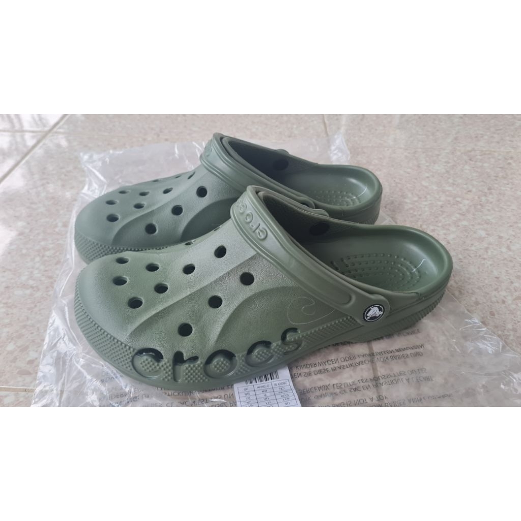 sendal crocs size 43/44