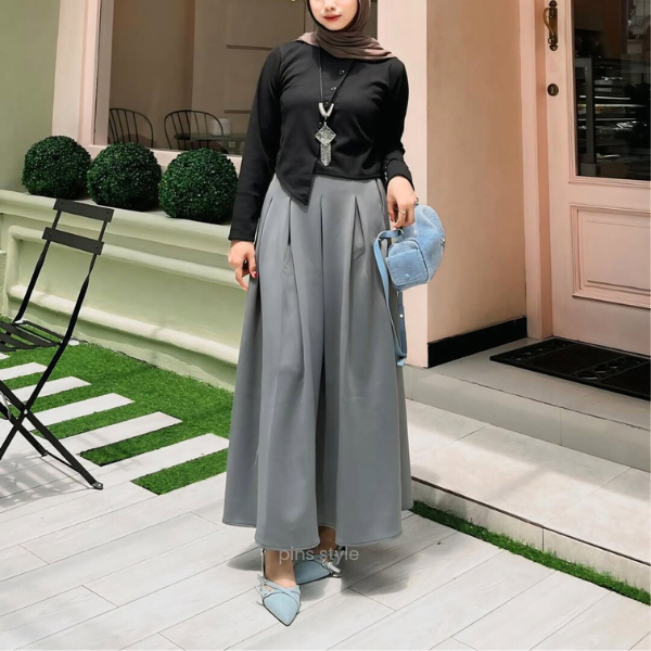 PINS Jessie Set Rok Korean Style Baju Crop Top dan Rok Mayung Panjang