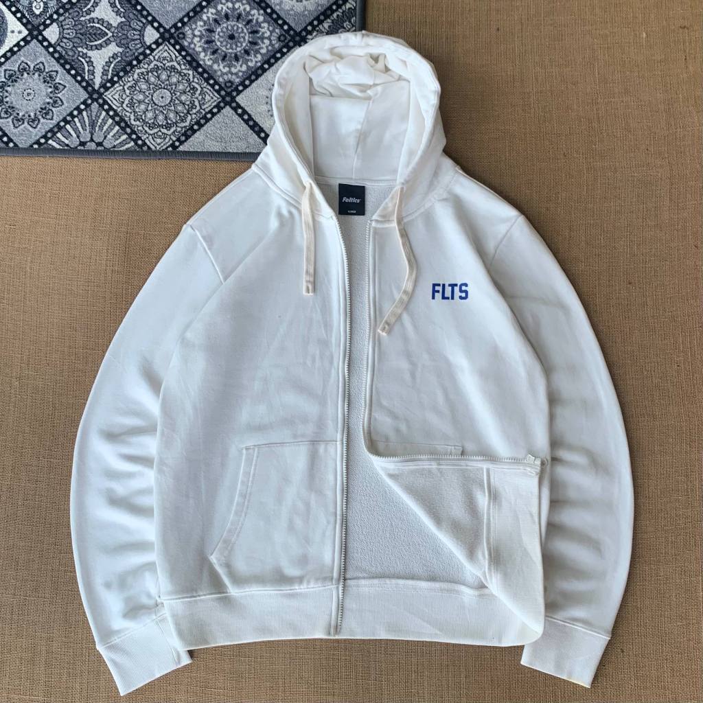 jaket Feltics size L-XL 100% original 020126P