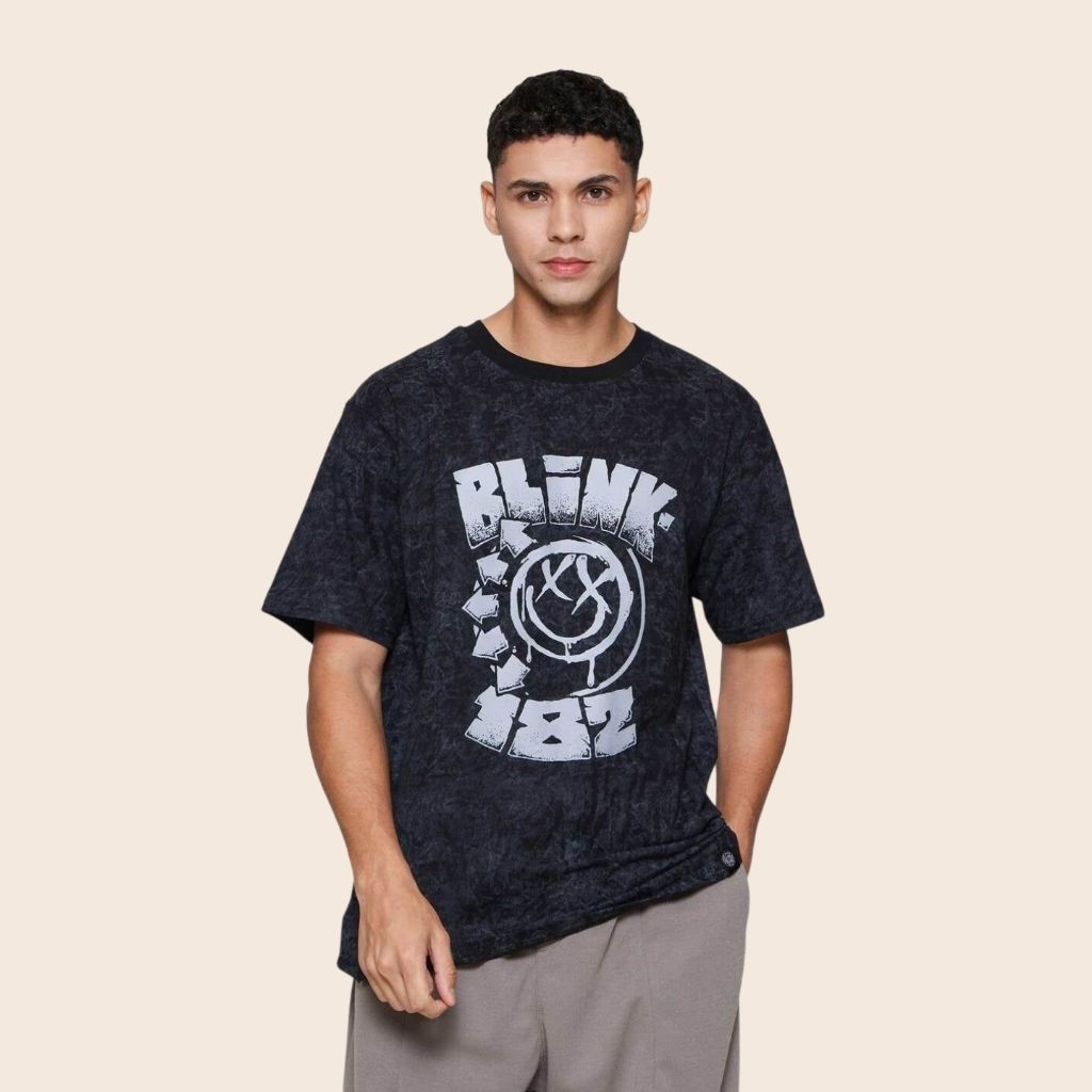 BLINK 182 Nevada Universal Music Official Merchandise