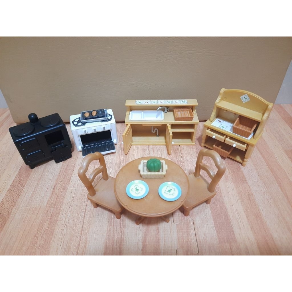 Sylvanian Families Classic Kitchen (preloved)