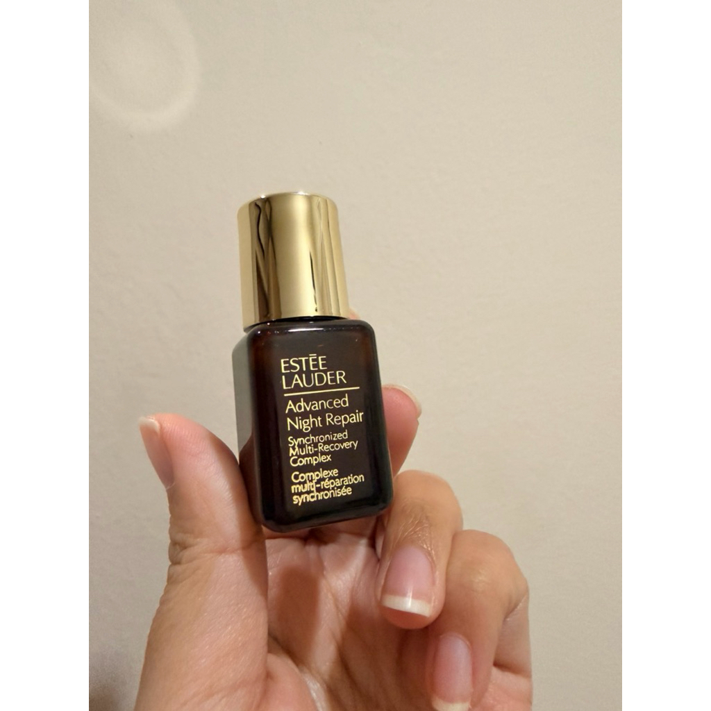 Serum Perawatan Wajah Estee Lauder ANR 7ml - Anti-Penuaan, Melembabkan, Mencerahkan