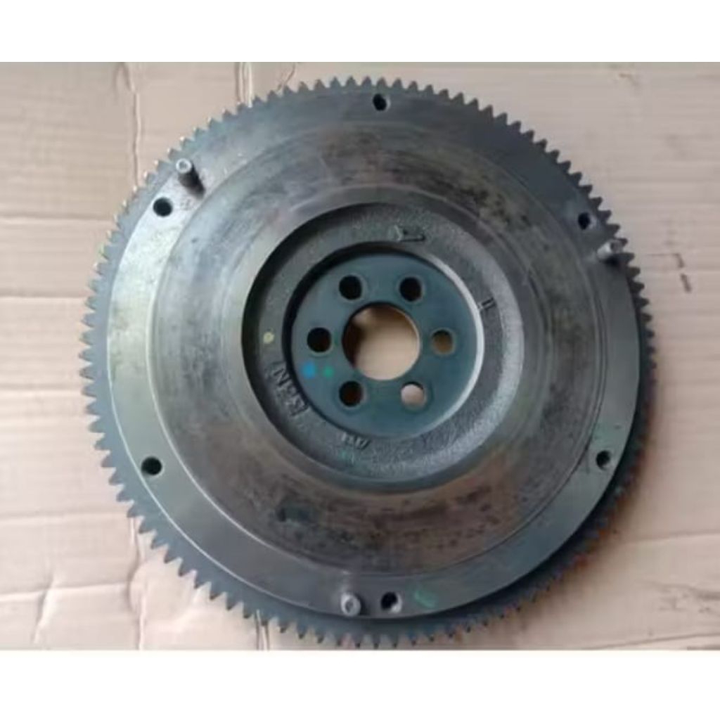 fly wheel roda gila Daihatsu Grand max Luxio copotan original