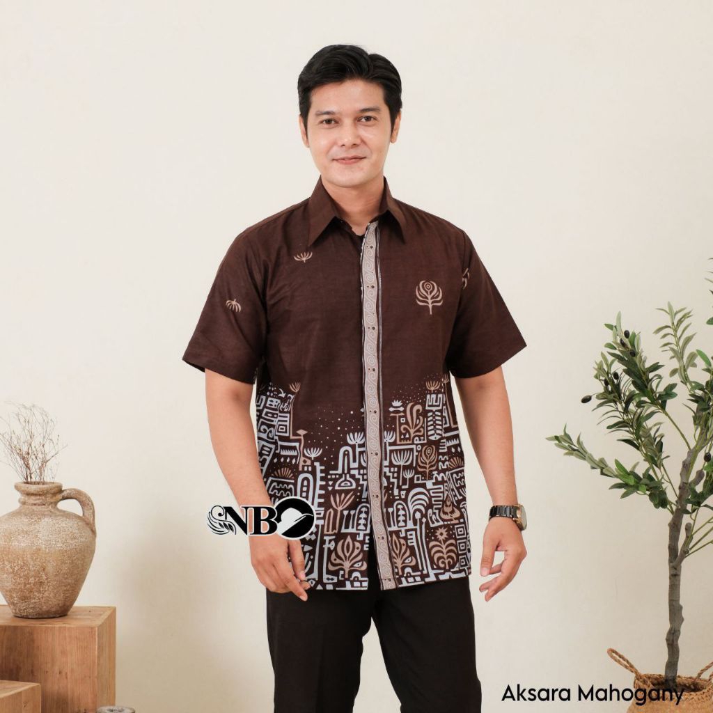 AKSARA Batik Mahogany Terbaru Kemeja Batik Pria Best Seller