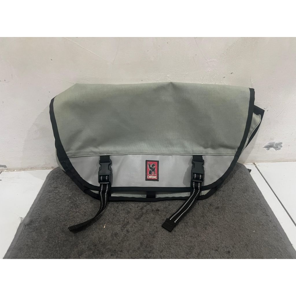 Chrome messenger bag