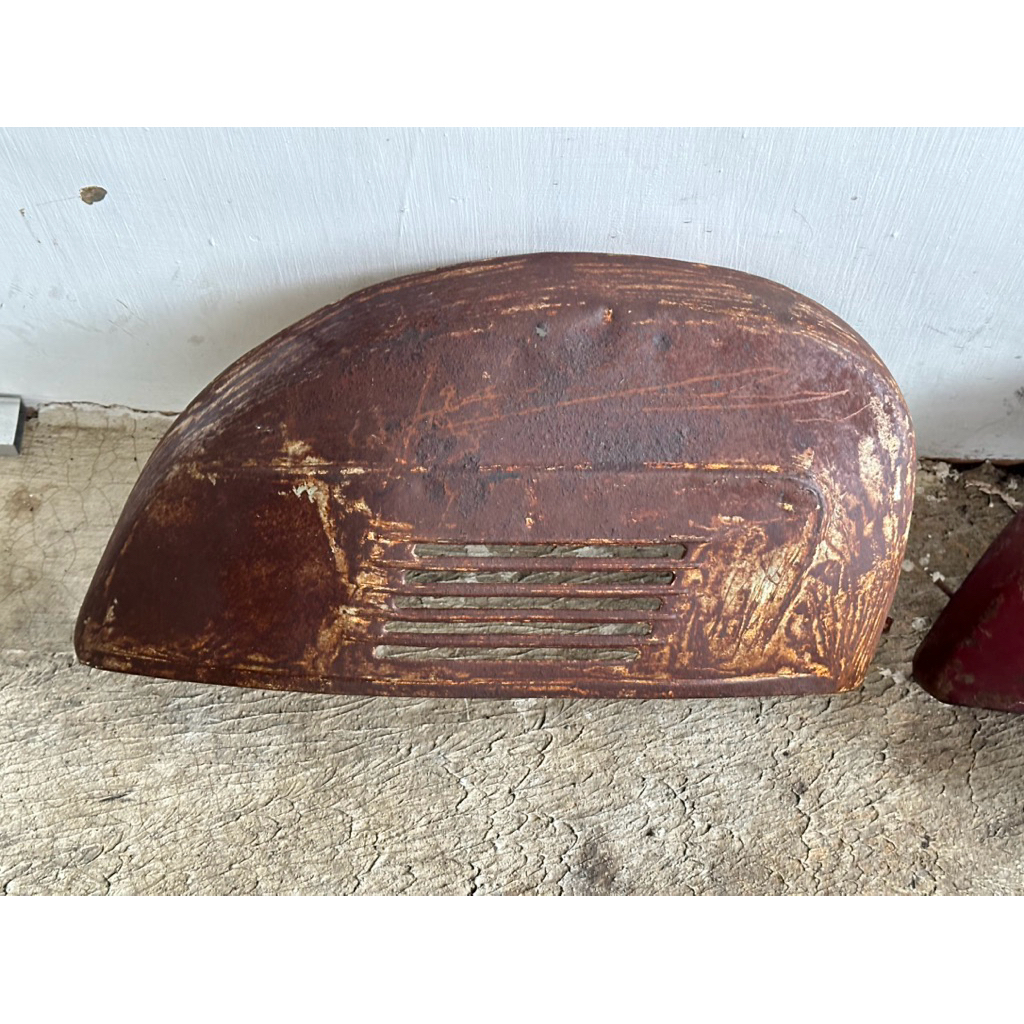 tepong vespa super original kanan