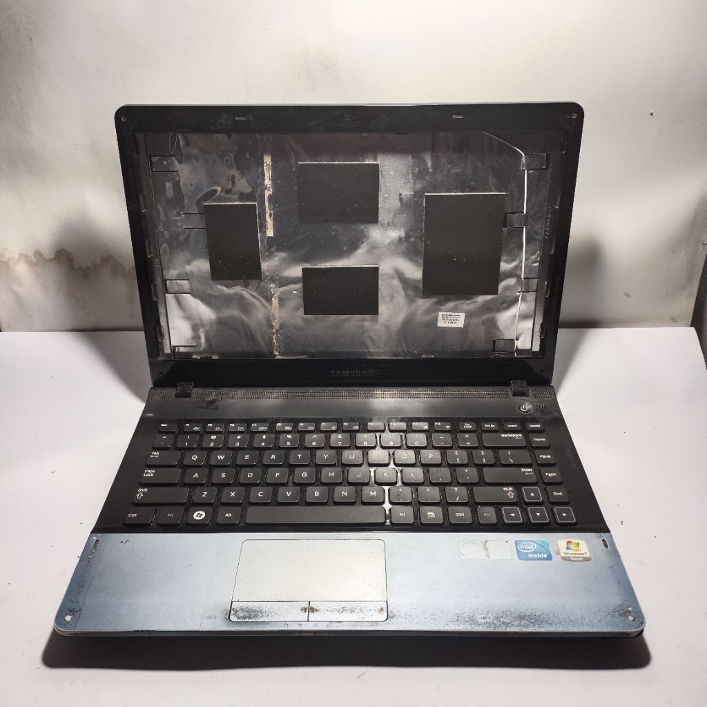 Casing Case Casing Kesing Laptop Samsung NP300