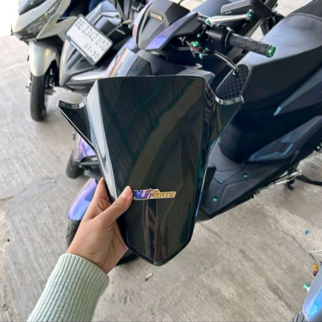 Cover Dasi Buta Polos Tameng Vario 125/150 LED NEW Vario 160 Warna Hitam Glossy Motorcycle