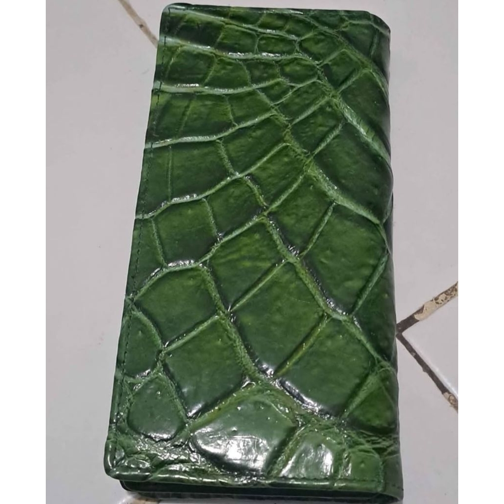 DOMPET PRIA KULIT BUAYA