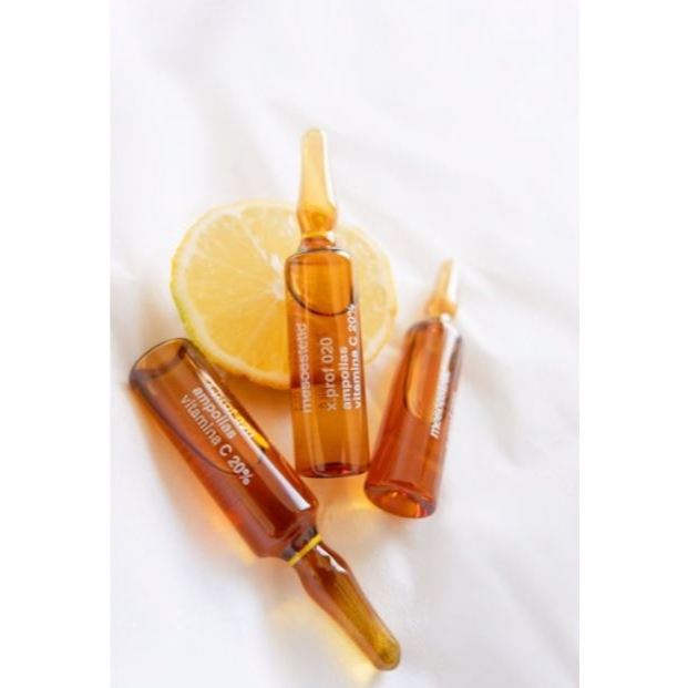Serum VITAMIN C 20% mesoestetic Brightening dan Antioxidant