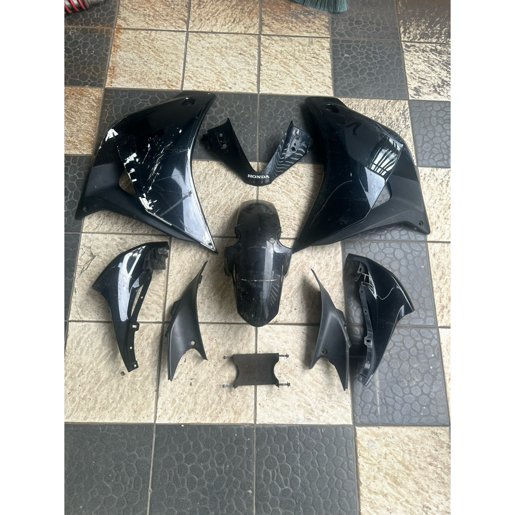 fairing body depan cbr 150 old mata satu cbu Thailand