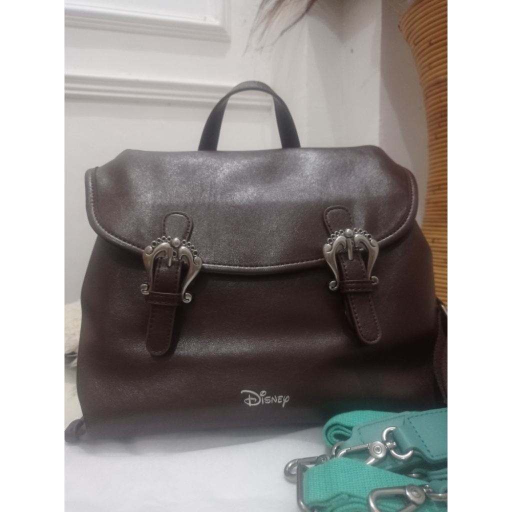 Preloved Tas Ransel Tas Sling bag Tas Shoulder Bag Disney Original Tas Kerja Tas Notebook Tas Kuliah