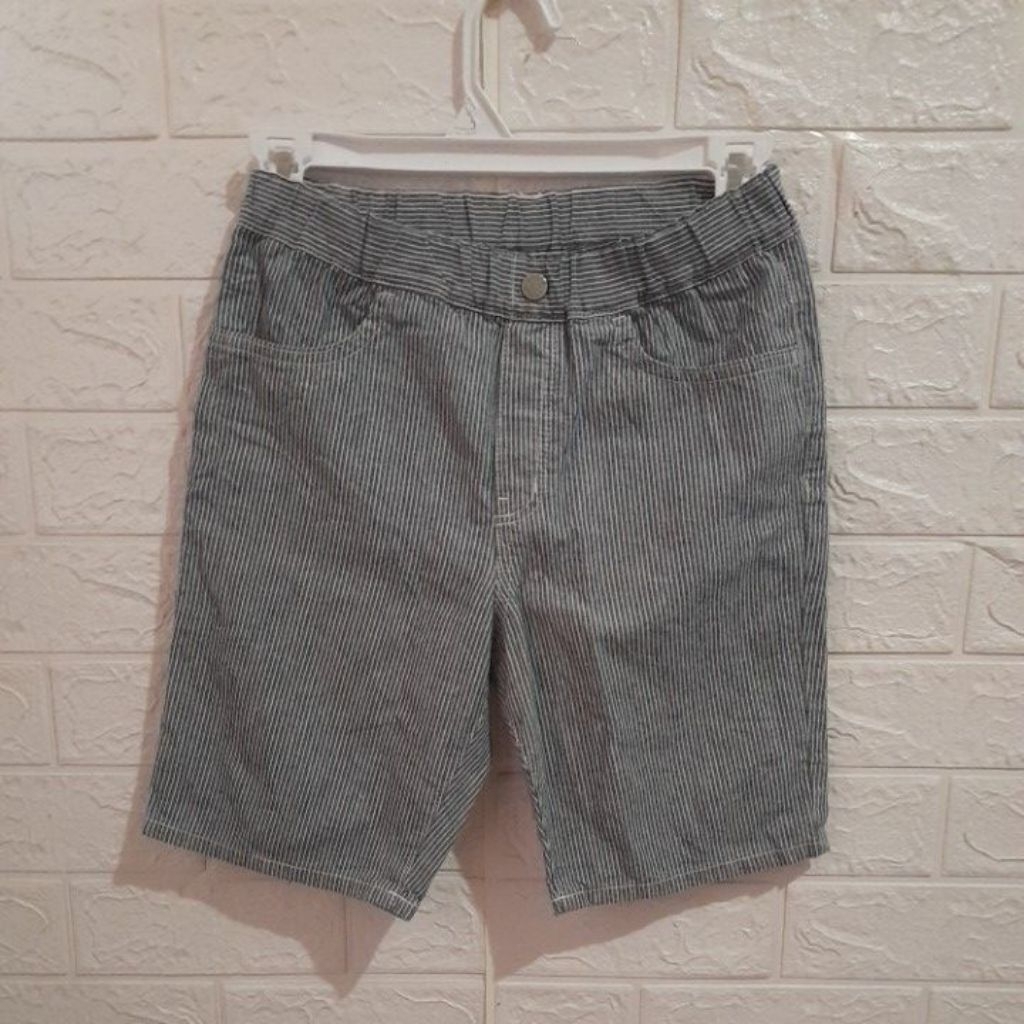 Celpen salur anak UNIQLO size L(135-145)/LP 60 P 42