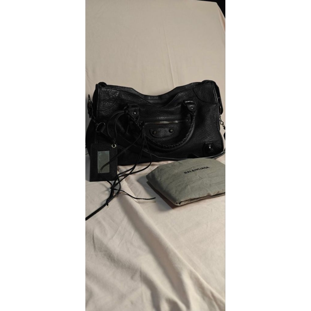 Preloved Balenciaga Classic Regular City Authentic