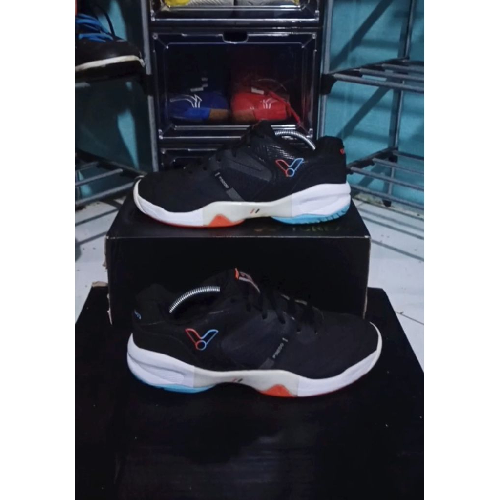 Sepatu Victor P9200 CC Original