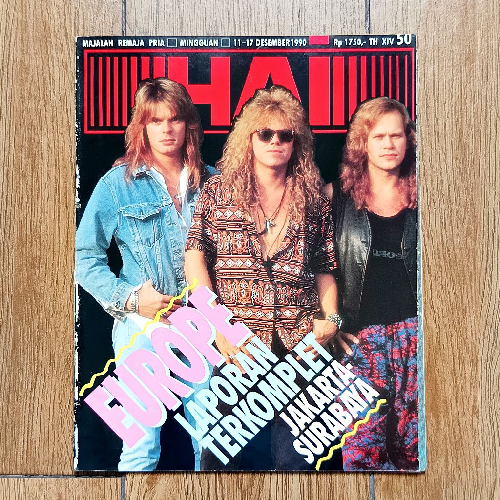 Majalah Hai ( Cover Europe ) Edisi 11 - 17 Desember 1990 Tahun XIV No 50.