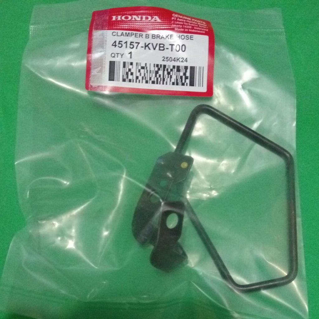 BREKET KLEM SELANG REM DEPAN CAKRAM BEAT SCOOPY GENEO VARIO110 FI