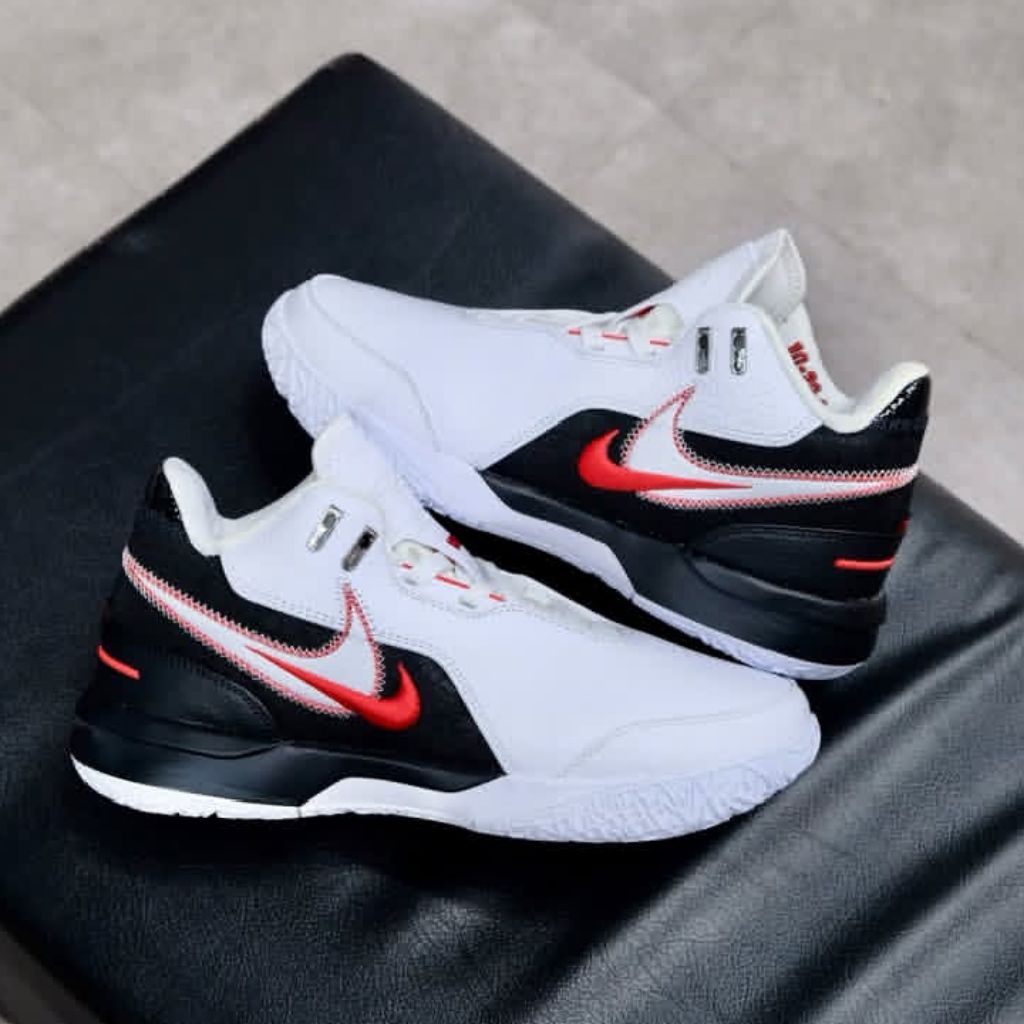 ZOOM LEBRON NXXT FIRST GAME BRAND NEW