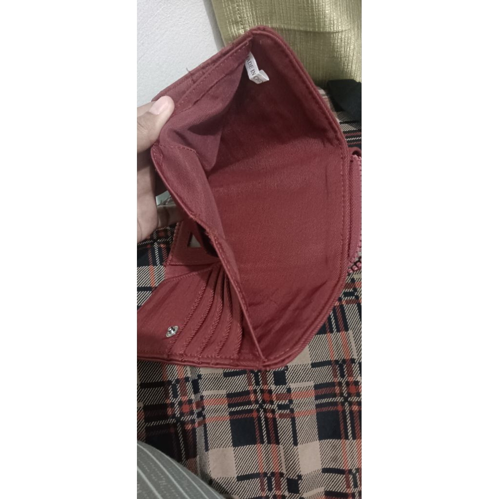 preloved dompet gudika