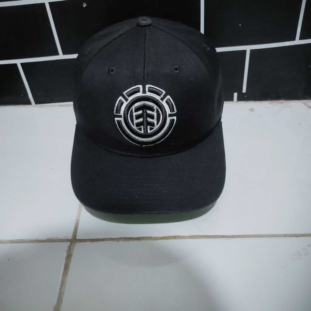 element x starter snapback