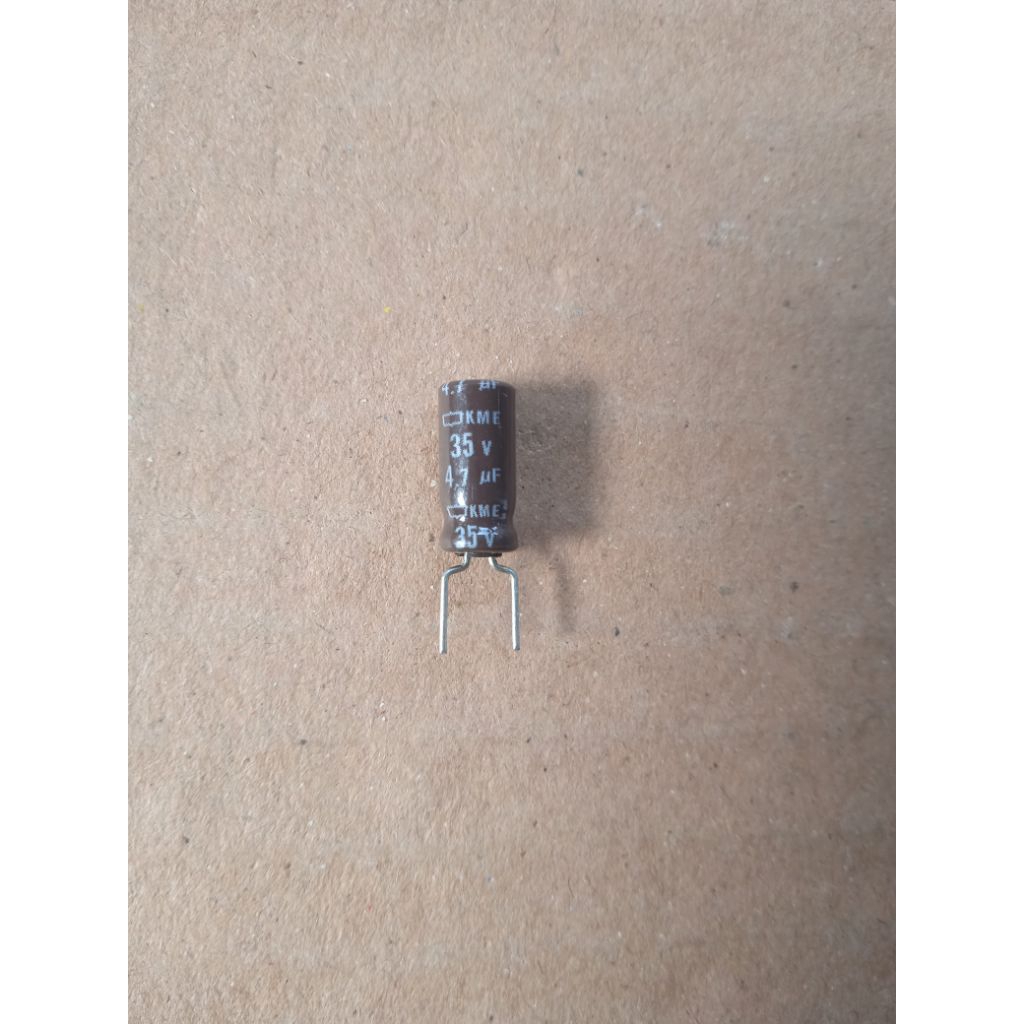 Elco 4,7uf 35v 4,7uf 35 volt kondensator elektrolit elko kapasitor