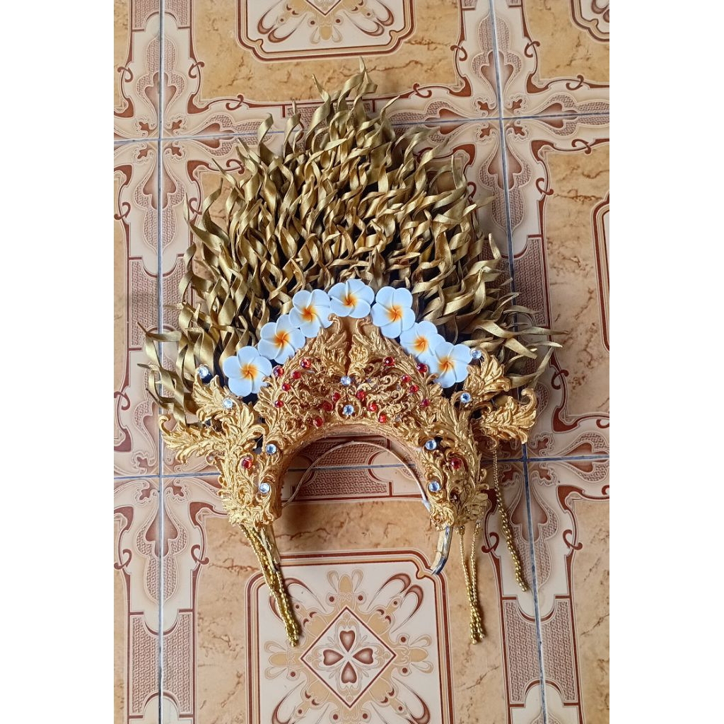 mahkota bali karnaval