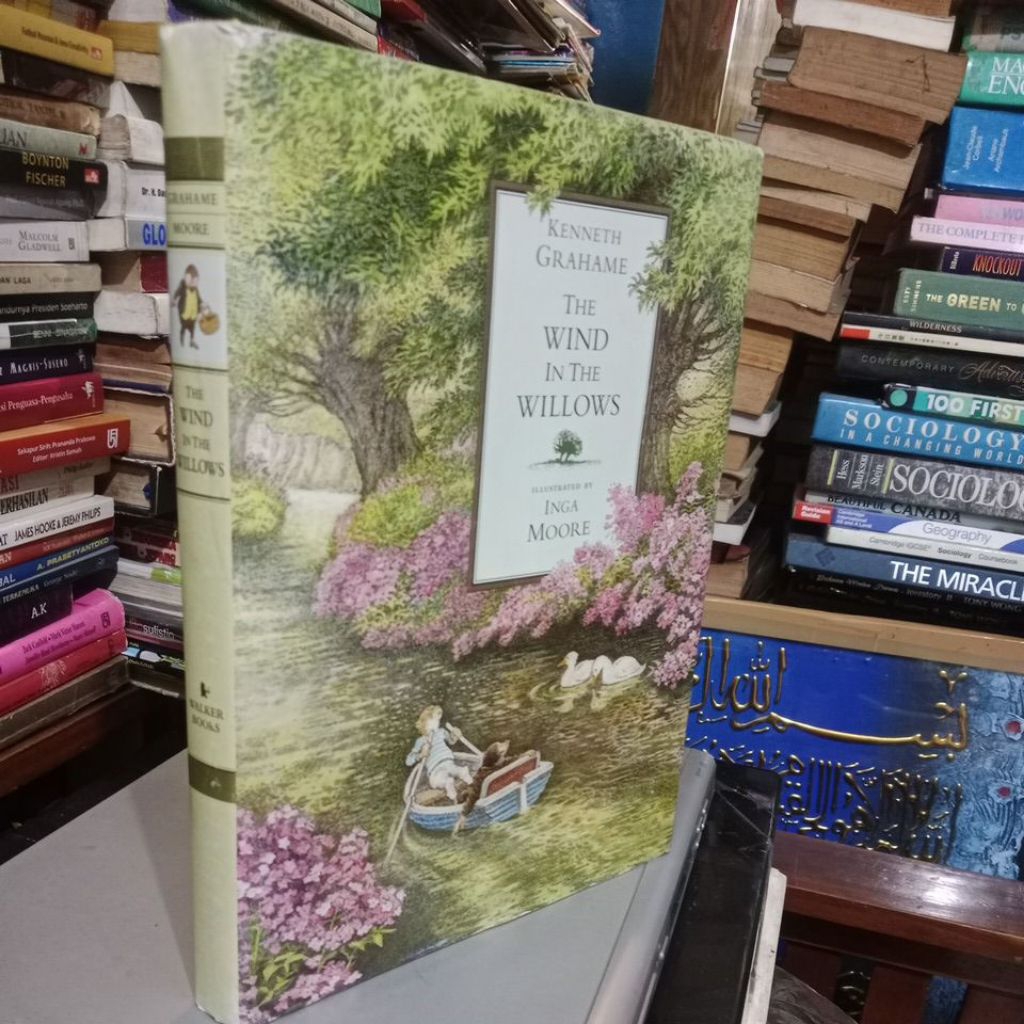 THE WIND IN THE WILLOWS - KENNETH GRAHAME