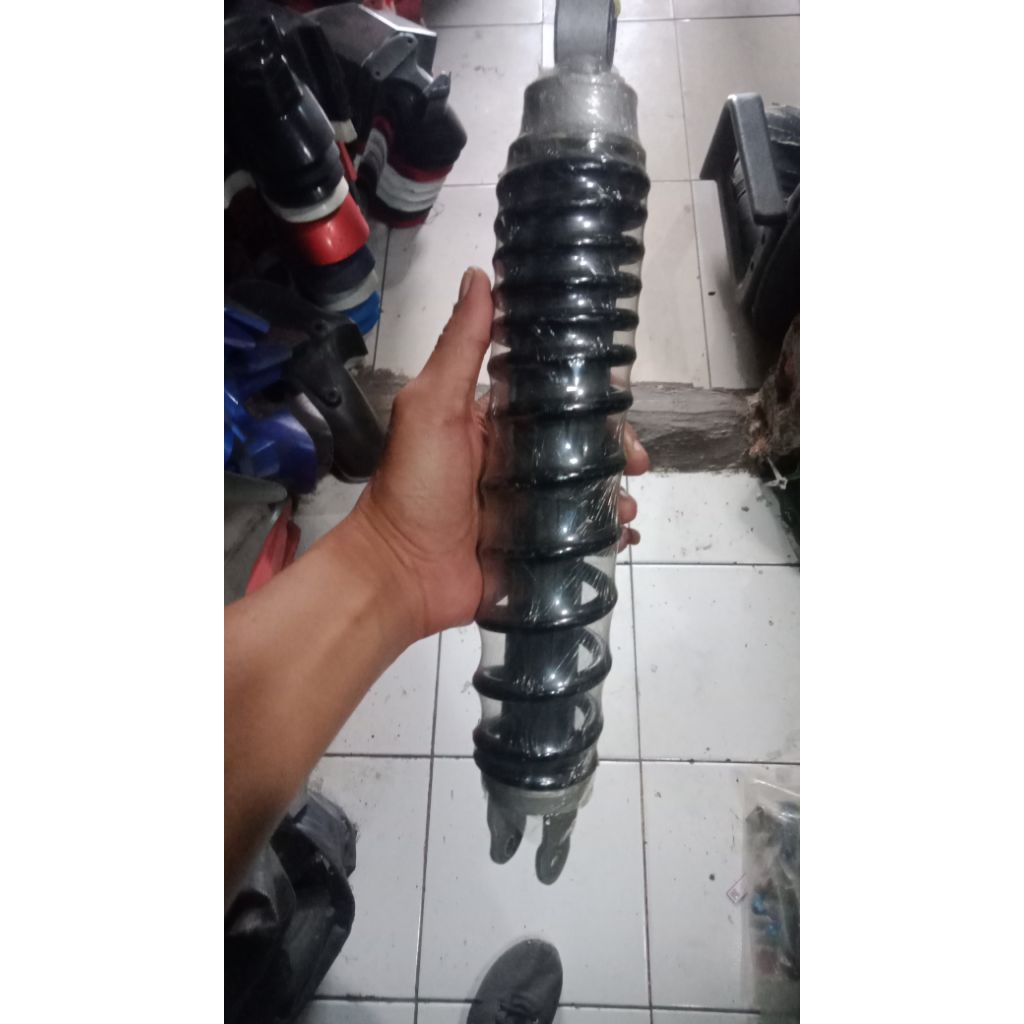 SHOCK BLEKER BELAKANG ORIGINAL AHM HONDA BEAT FI 2013-2014 (NO MINUS )