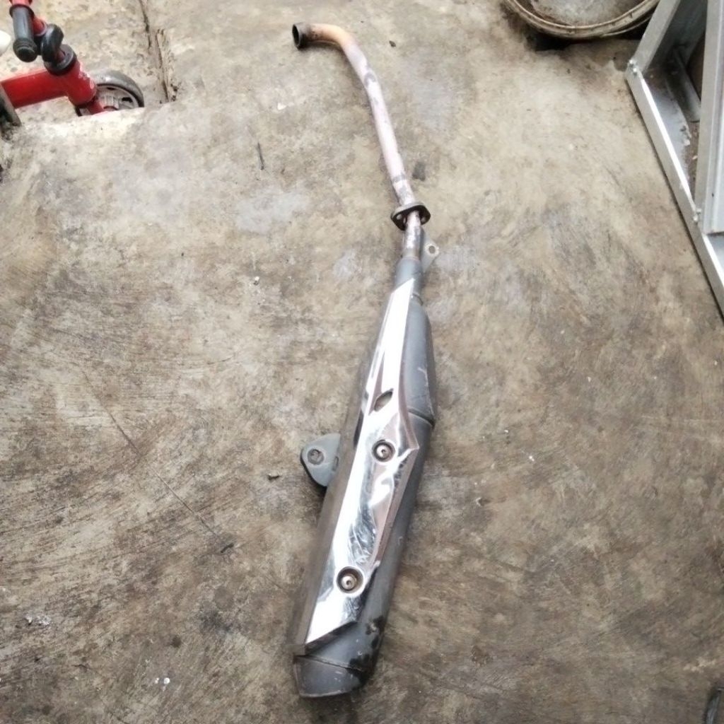 KNALPOT ORIGINAL HONDA SUPRA X 125 FI INJEKSI K41 MULUS NO MINUS