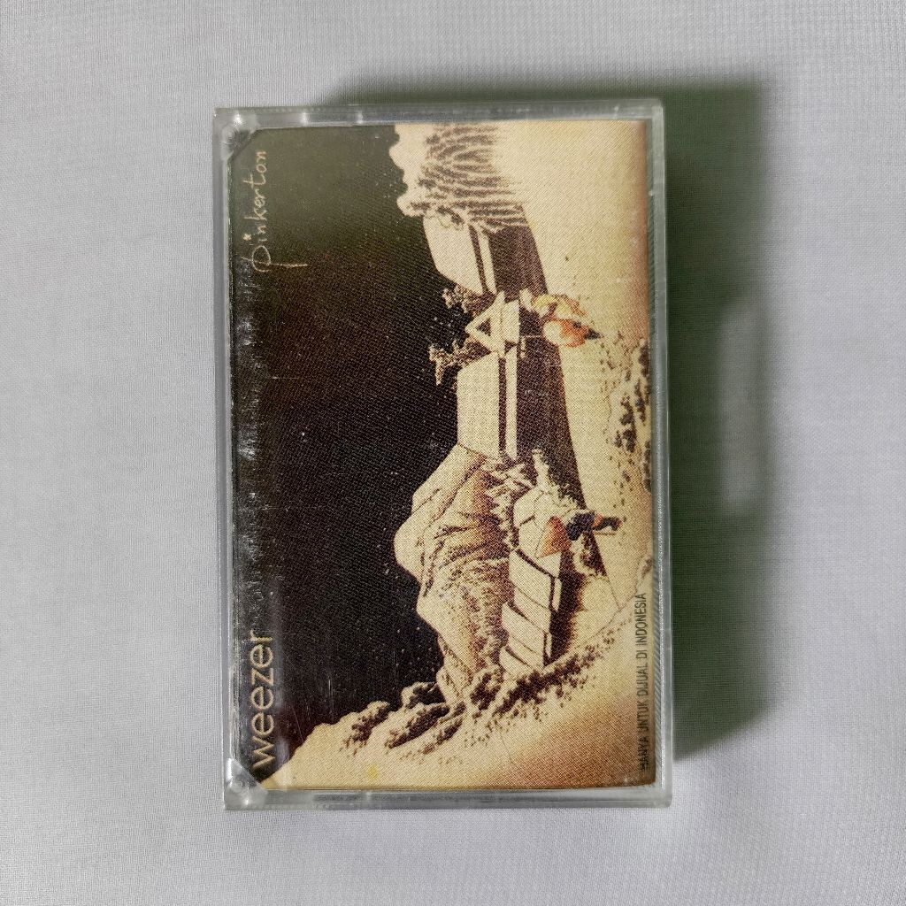 Kaset Weezer - Pinkerton