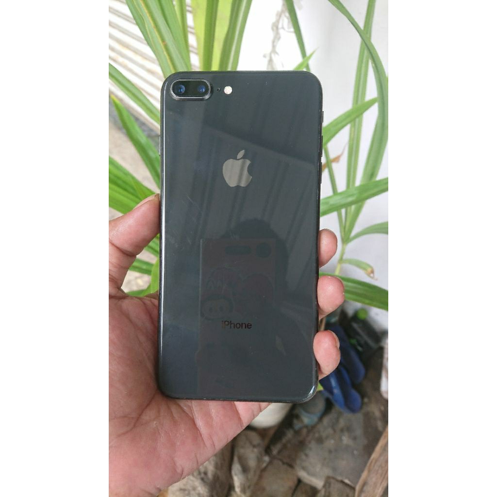 Iphone 8plus 64GB/Hp second minus