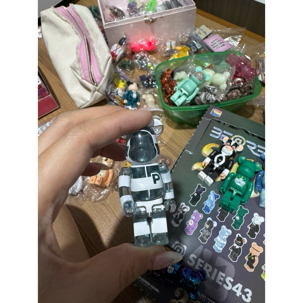 bearbrick be@rbrick figure gelato pique selected series 43