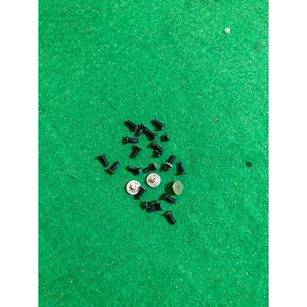 Baut Set Laptop Acer E1 410