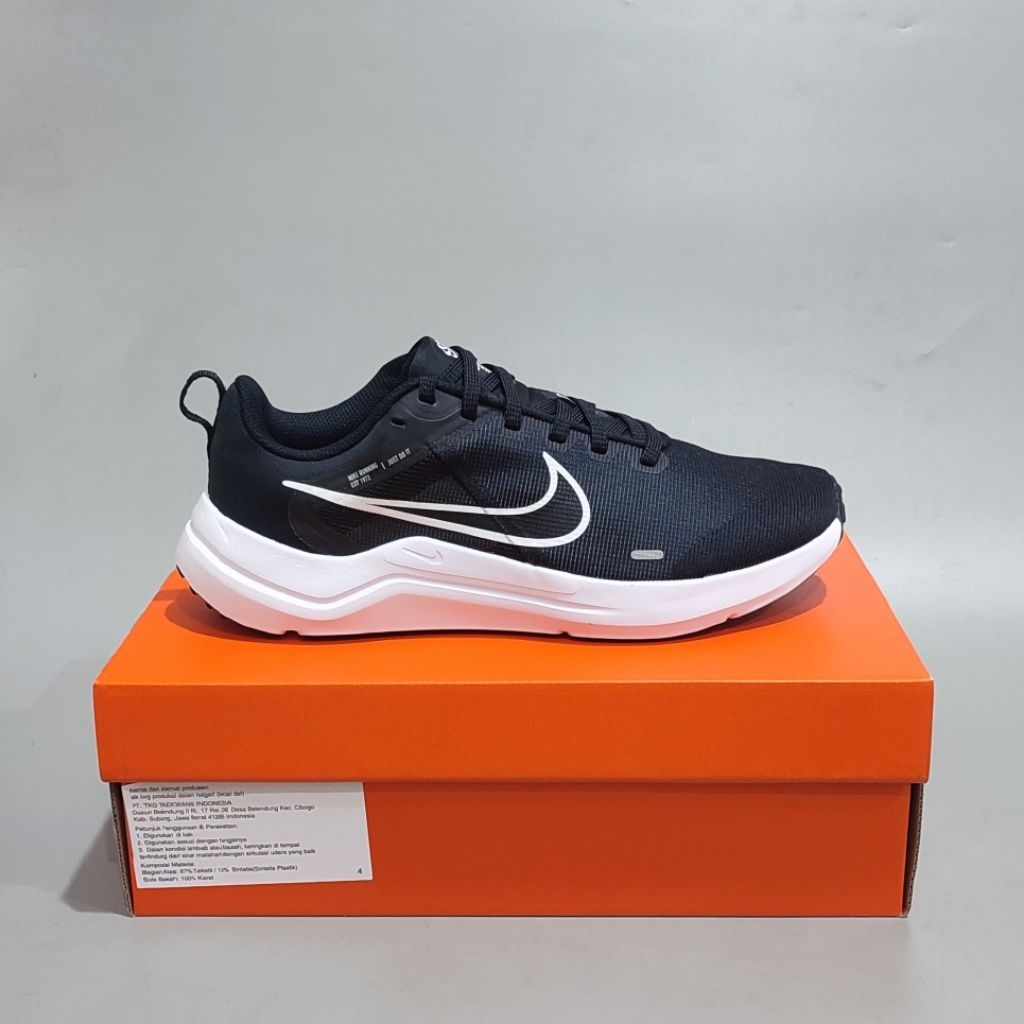 Sepatu Lari Downshifter 12 Original Resmi BNIB