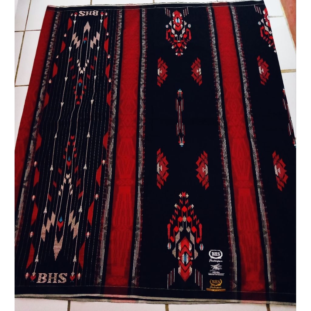 Bhs Masterpiece sge gold hitam merah like new