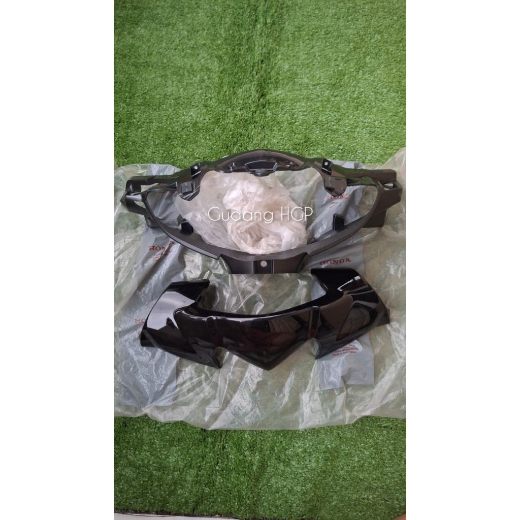 Cover Front Handle Set & Cover Handle Top Black Batok Depan & Atas Set Hitam Revo 110 5320B 53203-KW