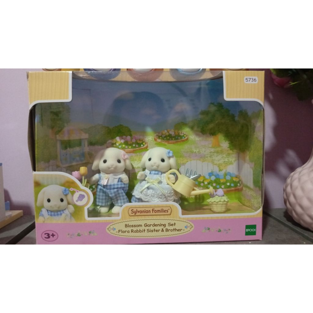 wts sylvanian blossom gardening set sis & brother
