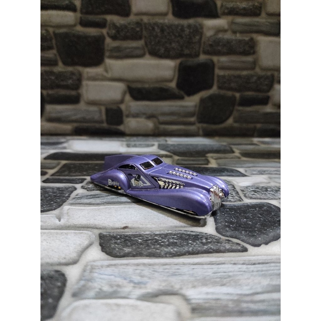 Hot Wheels Penguin Screamliner Batman - Loose Murah