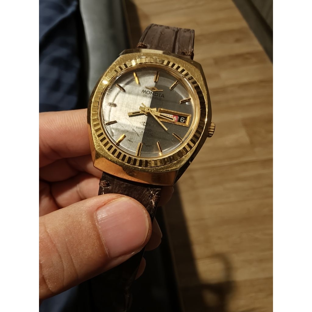 Jam tangan vintage MONDIA (Second)