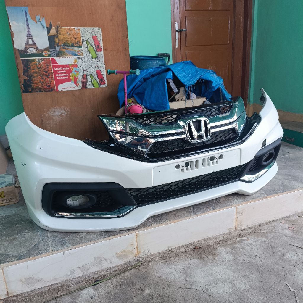 bemper set mobilio rs 2017 rs ori