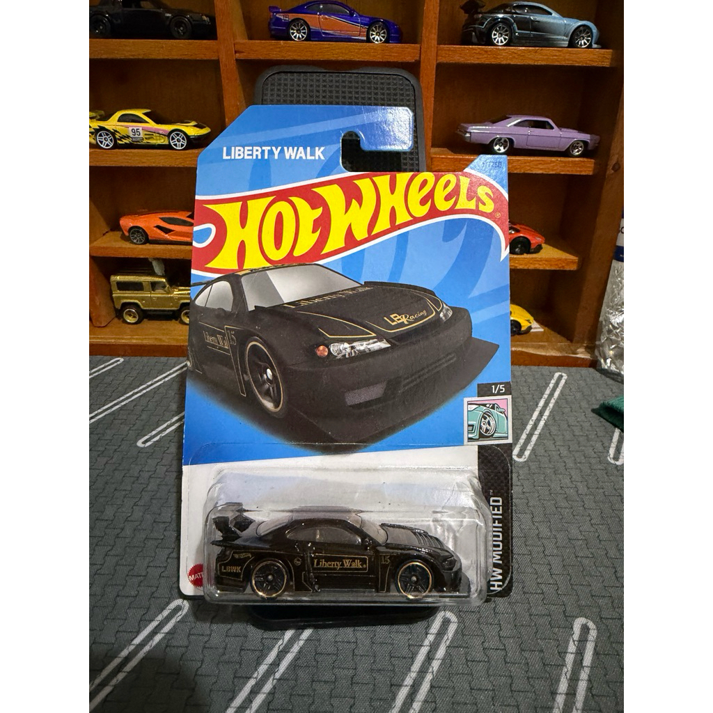 hot wheels nissan silvia lbwk hitam
