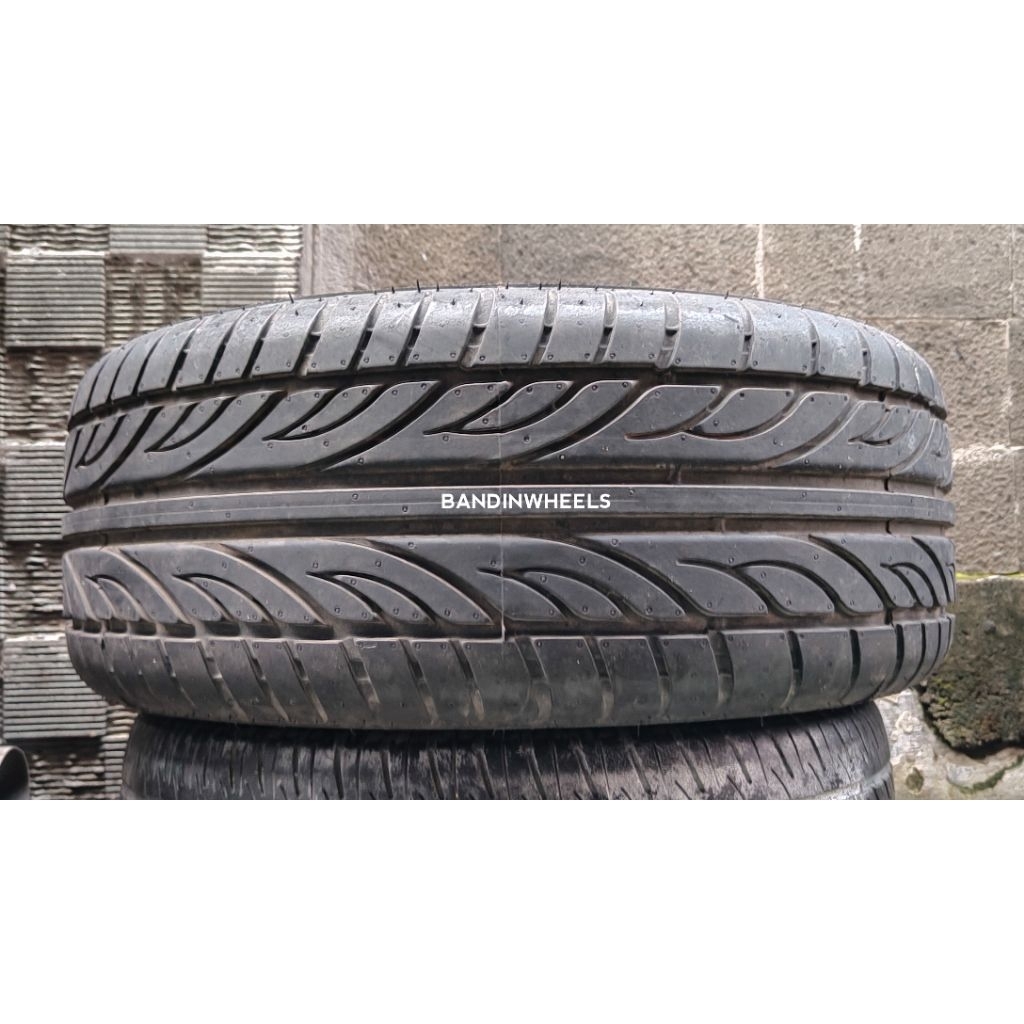 Ban 215/50/R17 99% accelera tubbles