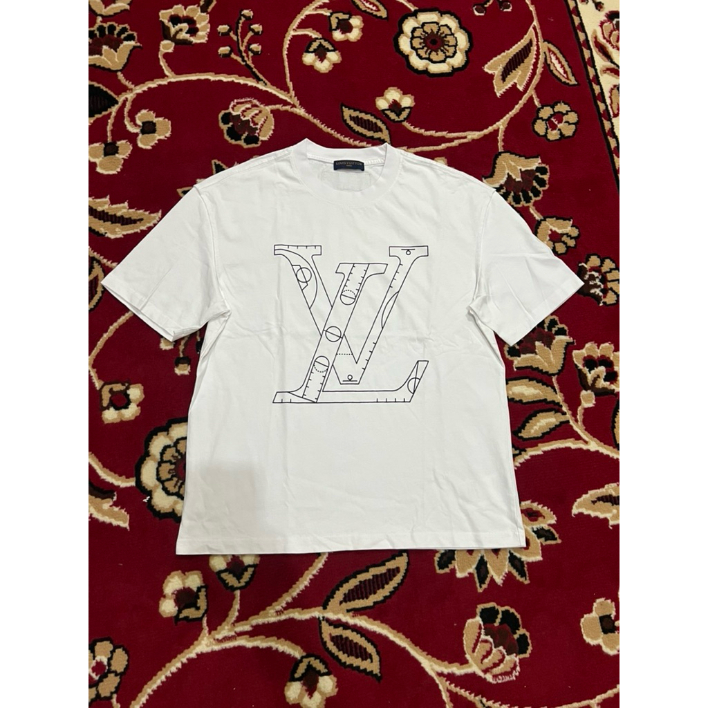LOUIS VUITTON T SHIRT
