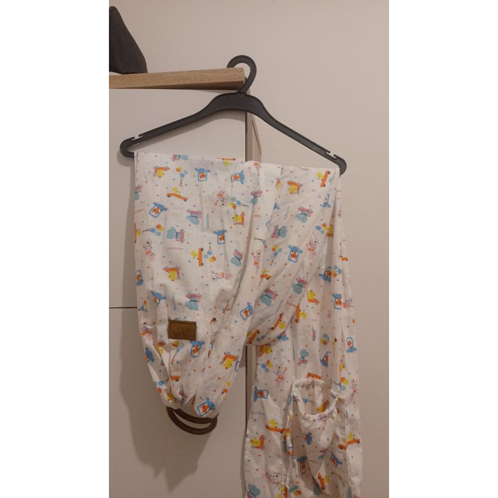 Preloved ringsling Cuddle Me