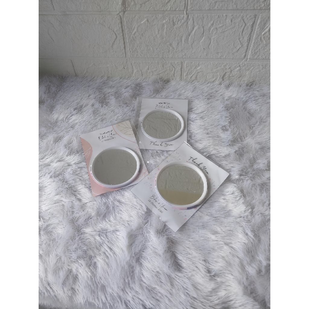 SOUVENIR CERMIN BULAT CUSTOM MURAH SOUVENIR SERIBUAN