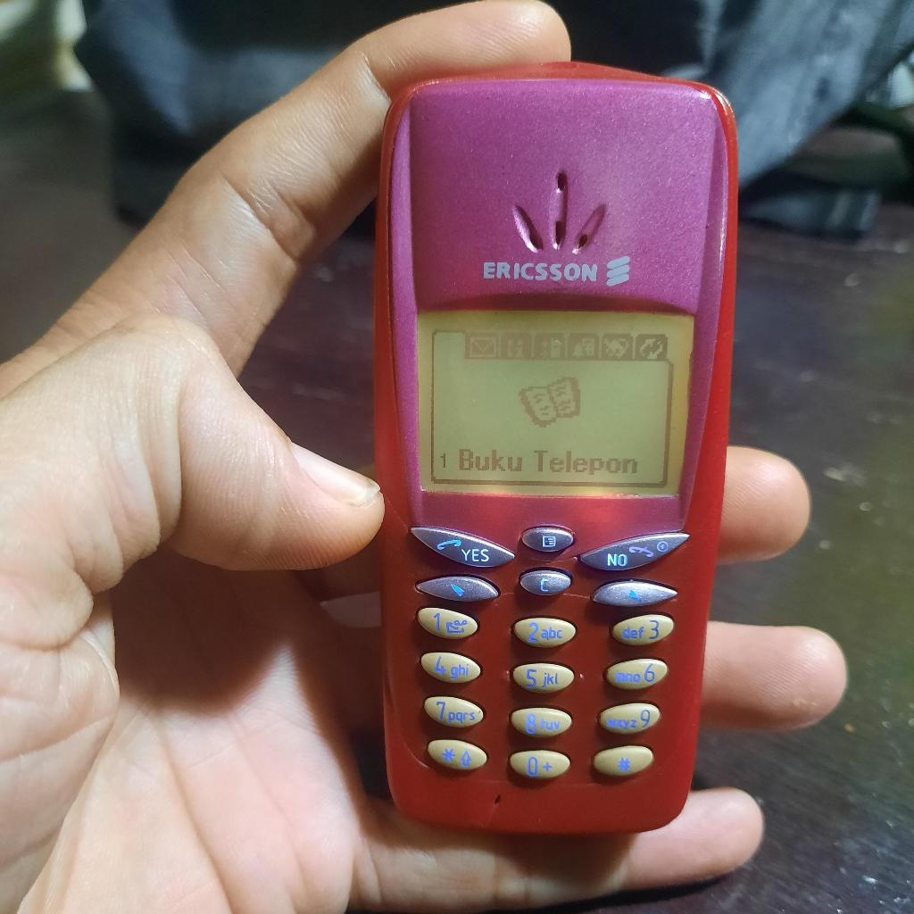 Sony Ericsson T600 langka nostalgia buat koleksi