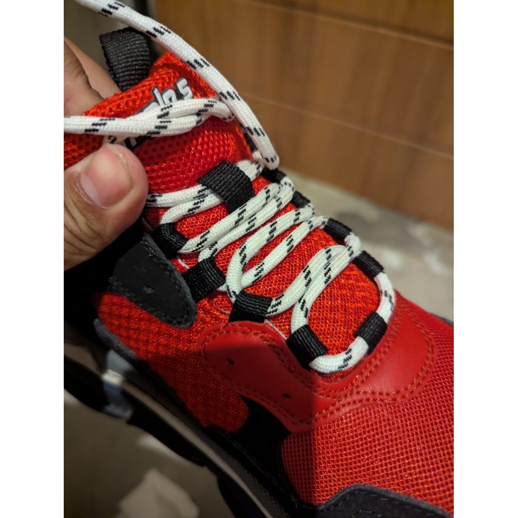 Balenciaga Triple S ukuran 45 original no box MINUS