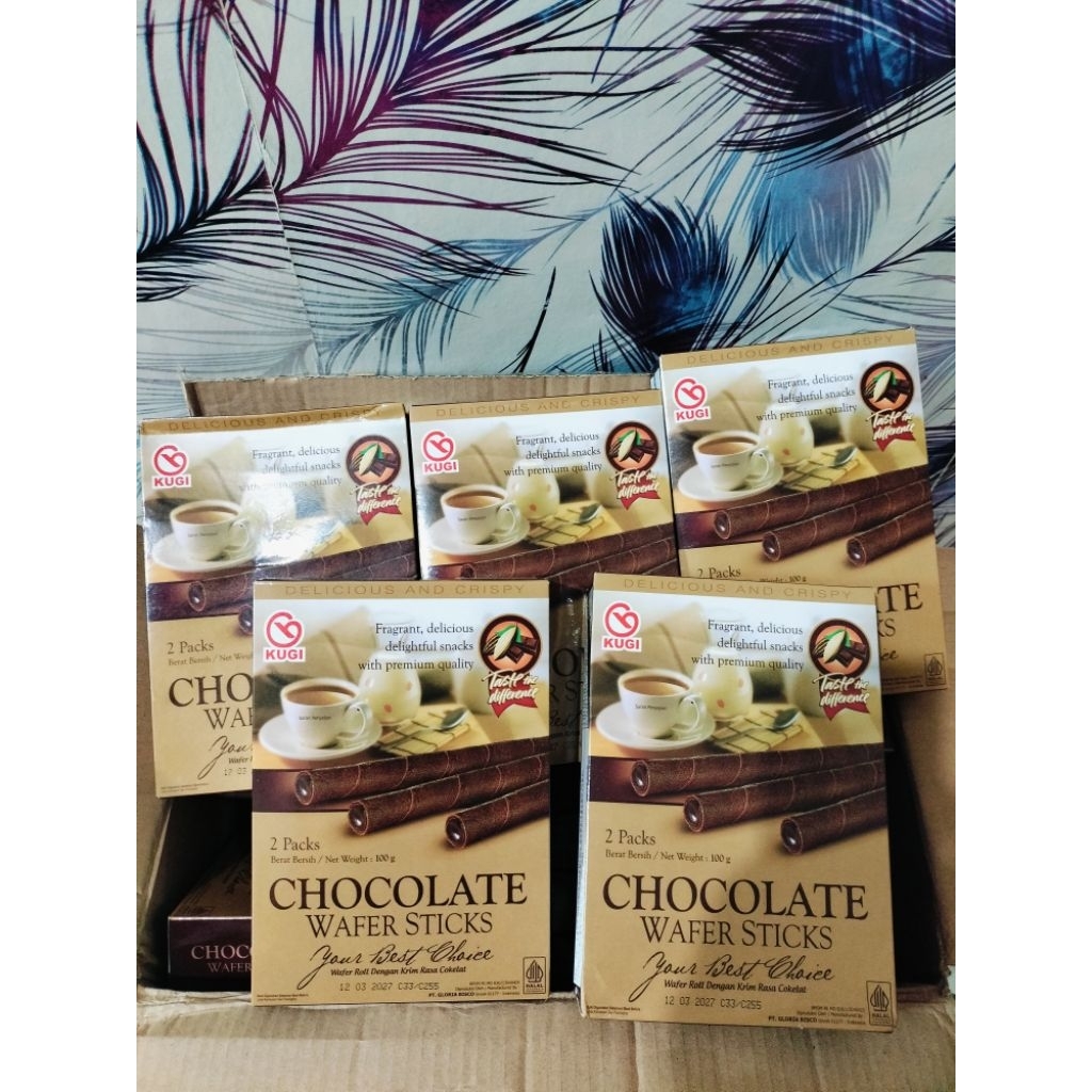 coklat wafer roll kugi 100 gr