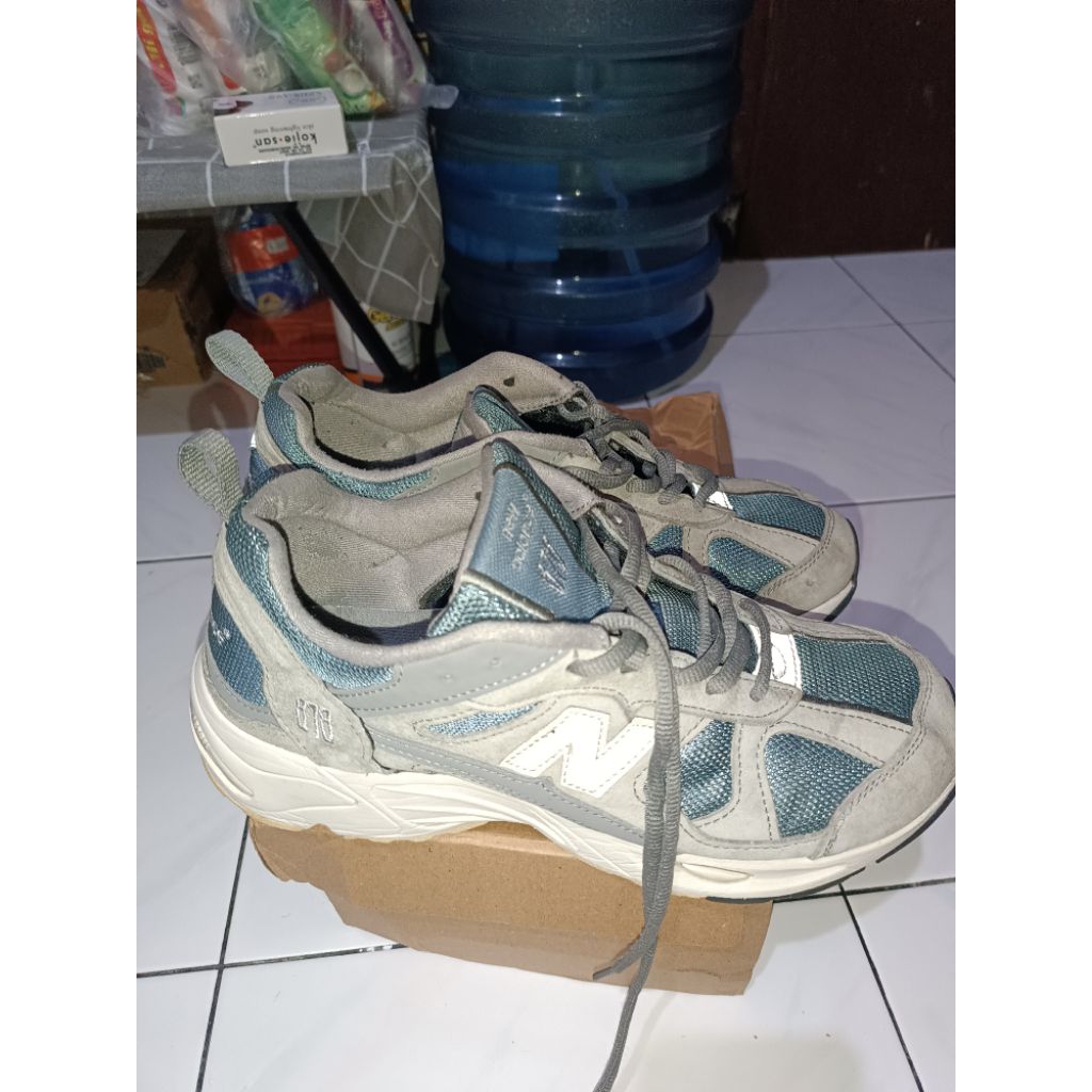 New balance 878
