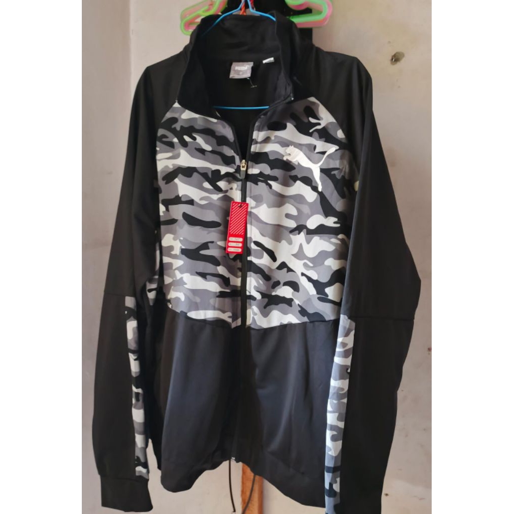 ( TRACKTOP PUMA BLACK ARMY ORIGINAL BNIP )